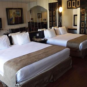 Habitación con Cama King